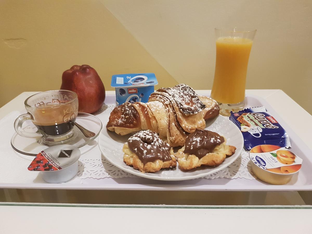 Tibullo Guesthouse Roma Ngoại thất bức ảnh