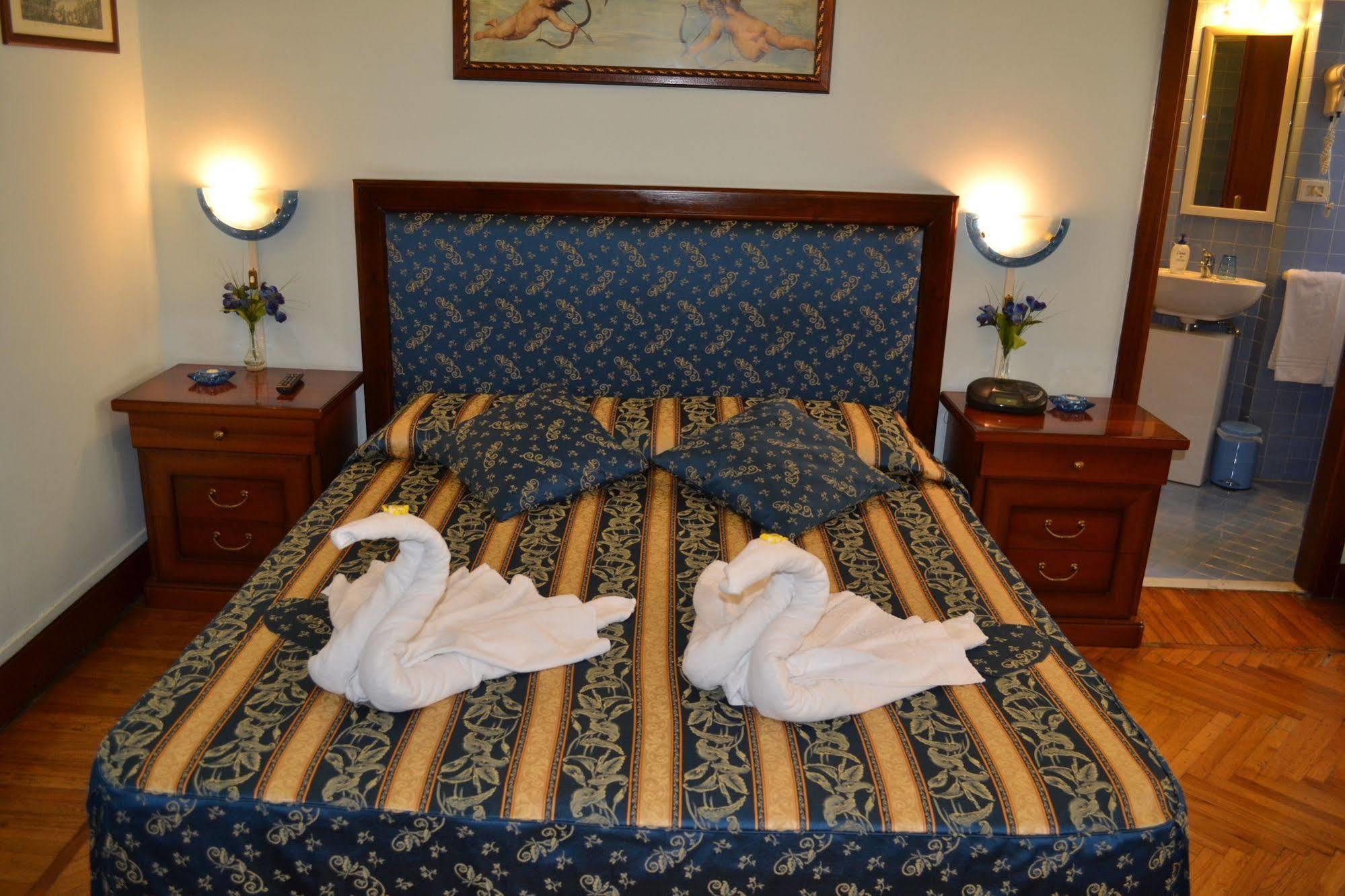 Tibullo Guesthouse Roma Ngoại thất bức ảnh