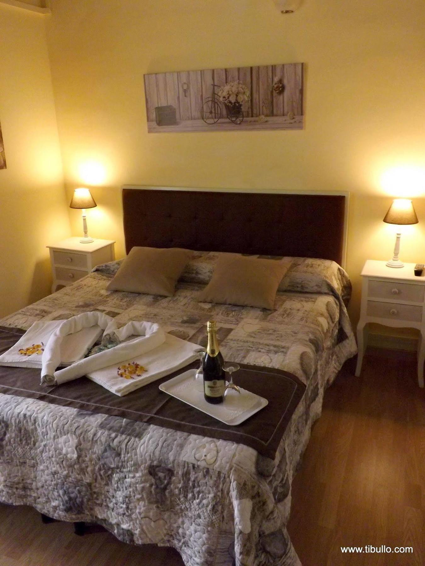 Tibullo Guesthouse Roma Ngoại thất bức ảnh